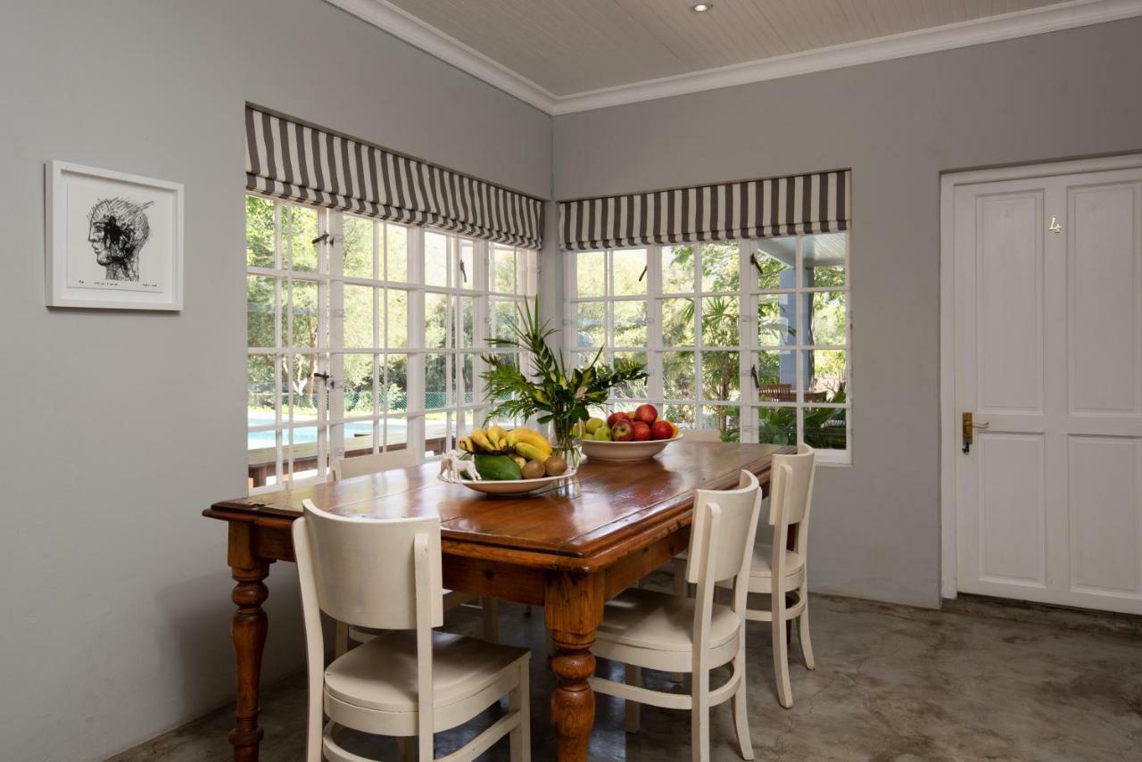 In Abundance Guest House มอนตากู ภายนอก รูปภาพ