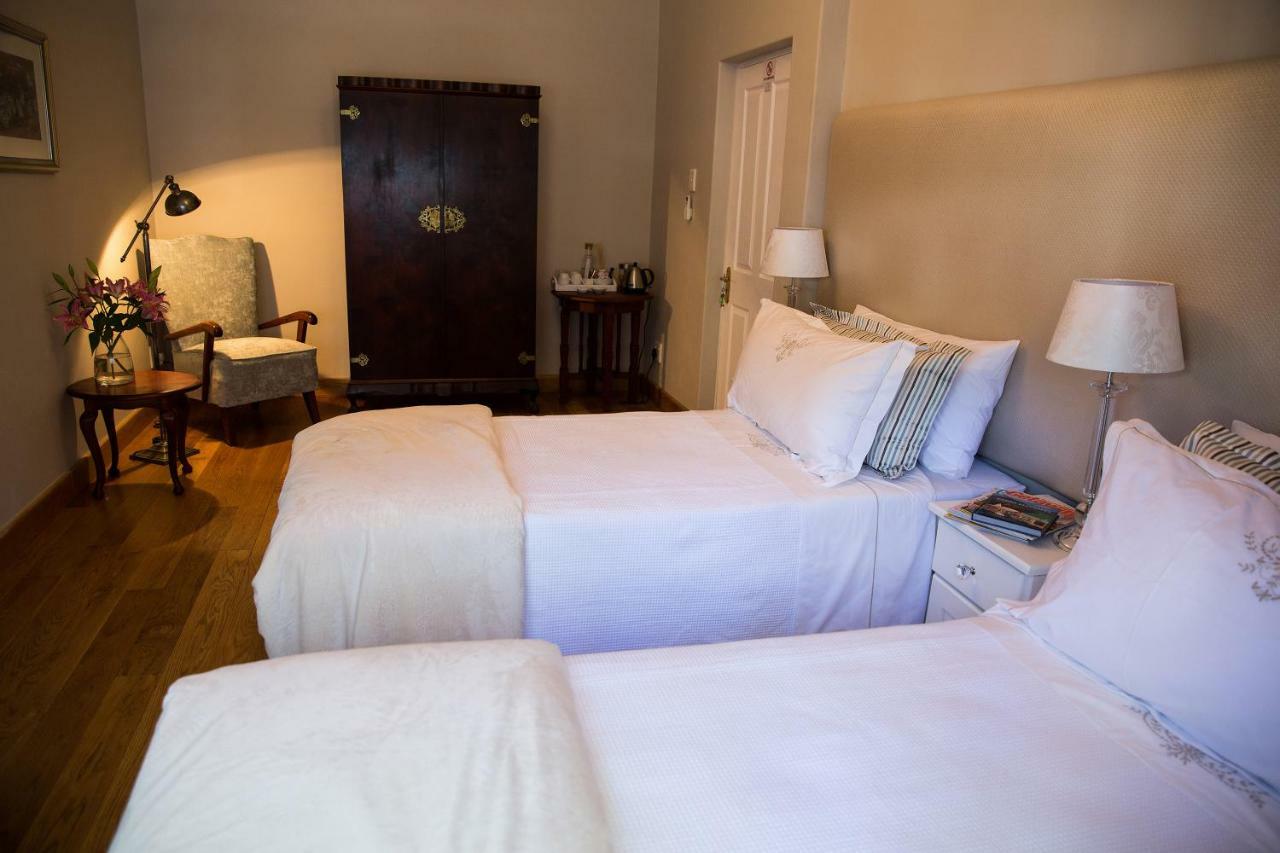 In Abundance Guest House มอนตากู ภายนอก รูปภาพ